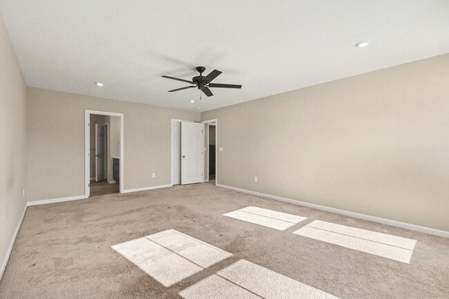 Building Photo - 2116 Penny Ln