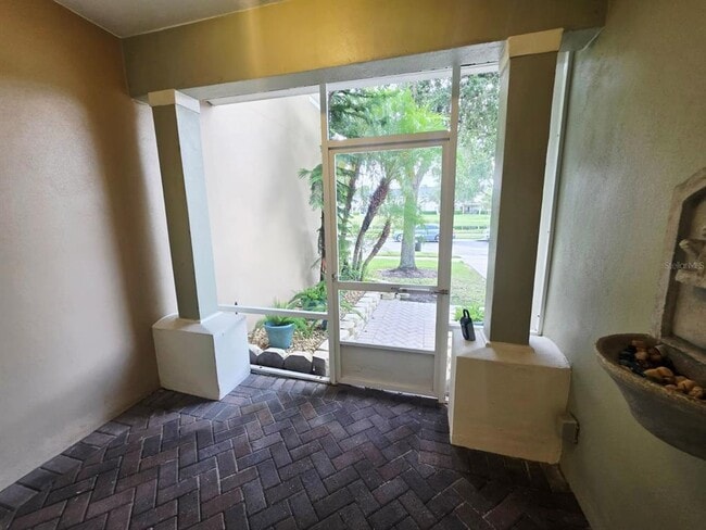 Building Photo - 9764 Tivoli Villa Dr