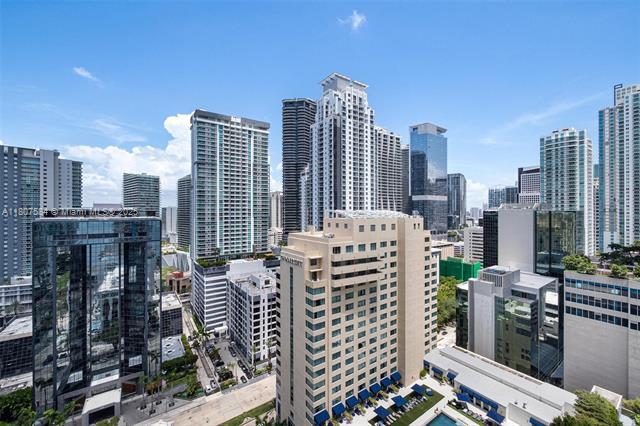 Building Photo - 1200 Brickell Bay Dr