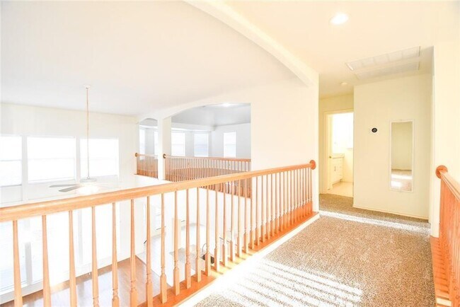 Building Photo - 2101 Smoke Tree Trail