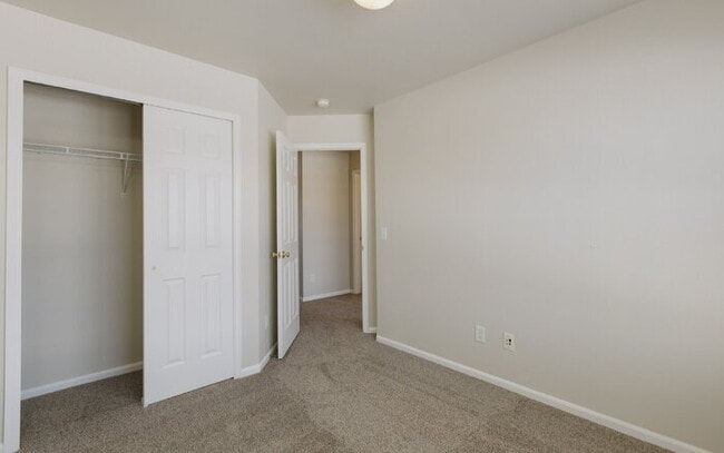 Building Photo - “Move-In Ready Townhome – November Rent Free!”