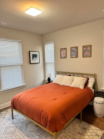 Building Photo - 4101 Bryant Terraces Dr