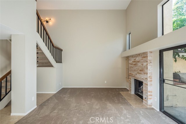 Building Photo - 36 Summerwind