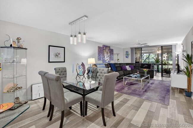 Building Photo - 7254 Clunie Pl
