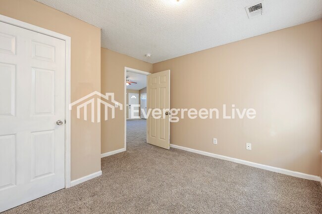 Building Photo - coming soon