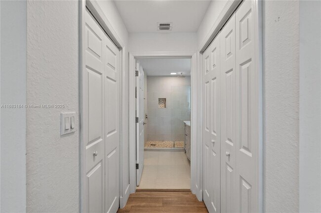 Building Photo - 11102 NW 83rd St