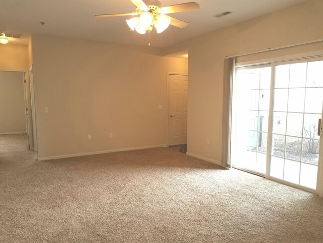 Building Photo - 4752 S Forest Point Blvd