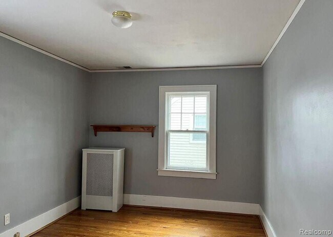 Building Photo - 1072 Ridgedale Ave