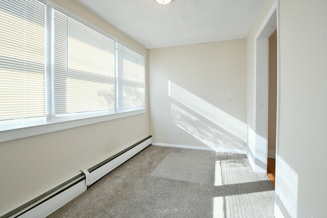 Building Photo - 63 New Britain Ave