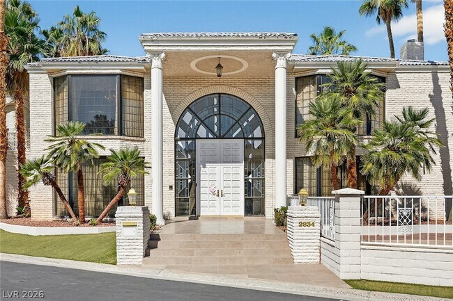 Building Photo - 2834 Queens Courtyard Dr