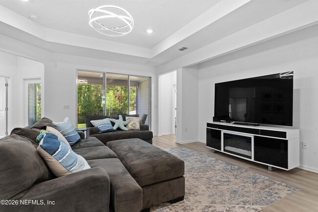 Building Photo - 64 Silver Heron Wy