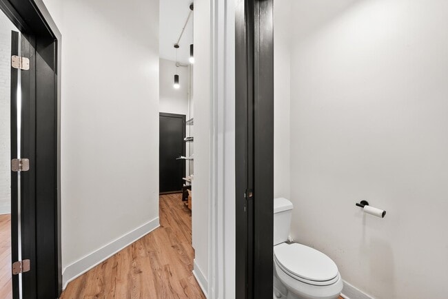 Building Photo - 186 Ocean Ave