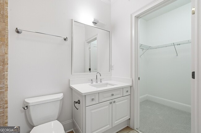 Building Photo - 6740 Castleton Dr NW