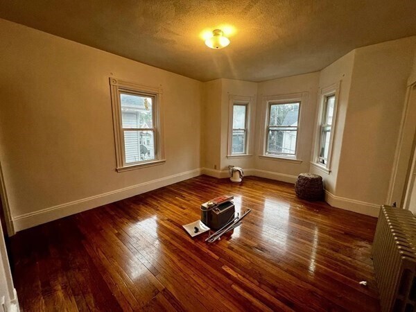 Building Photo - 59 Mozart St