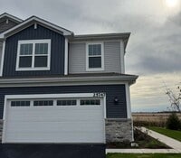 Building Photo - 25747 W Yorkshire Dr