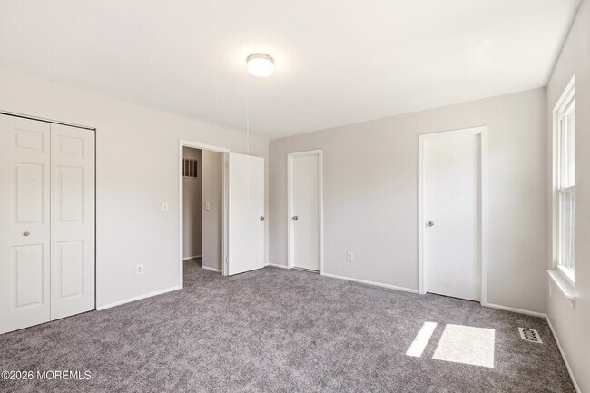 Building Photo - 35 Mizzen Dr