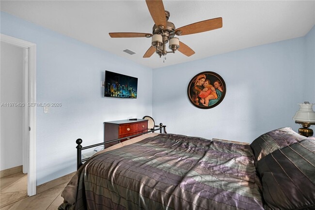 Building Photo - 5081 SW 119th Ave