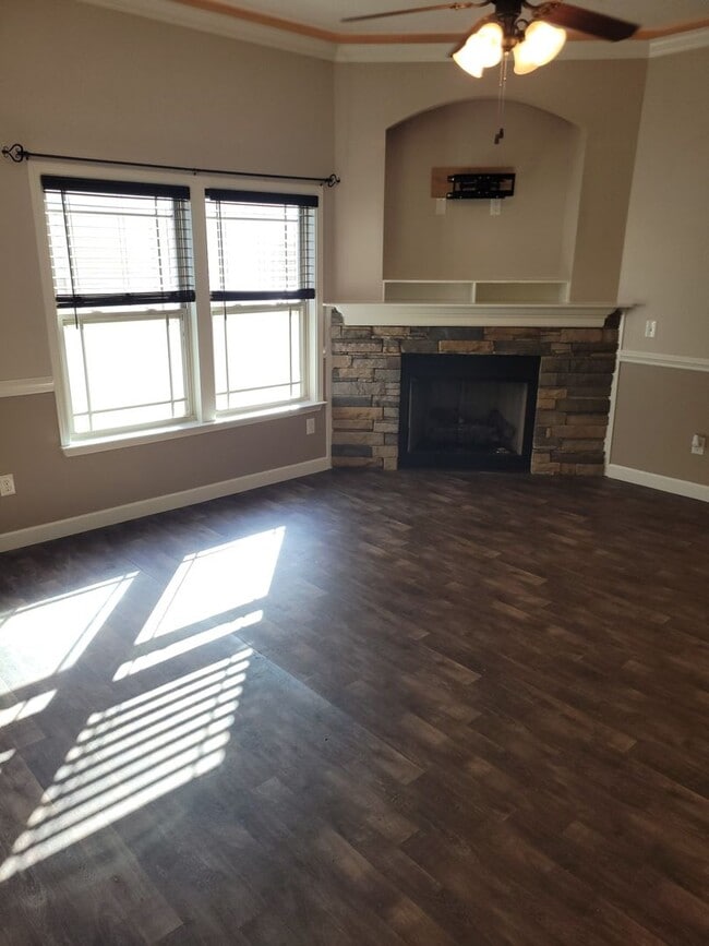 Building Photo - 108 Highland Spgs Lp