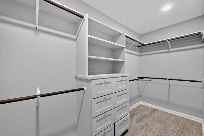 Building Photo - "Charming 3-Bedroom Oasis in Alamo, TX with 2 Full Baths – Your Cozy Retreat Awaits!"