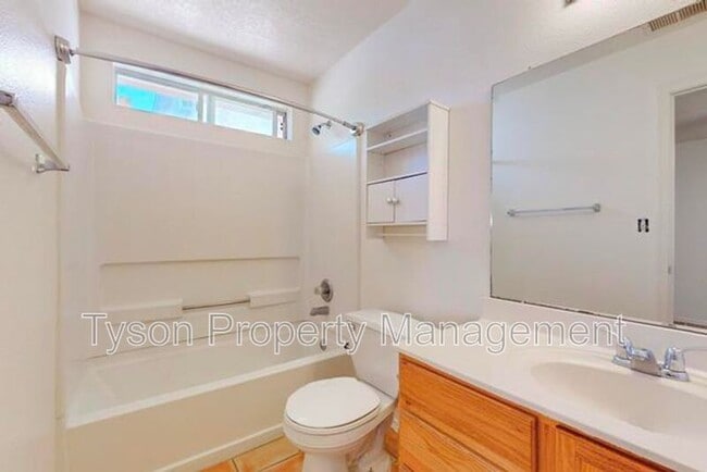 Building Photo - 7315 Quartzite Ave NW