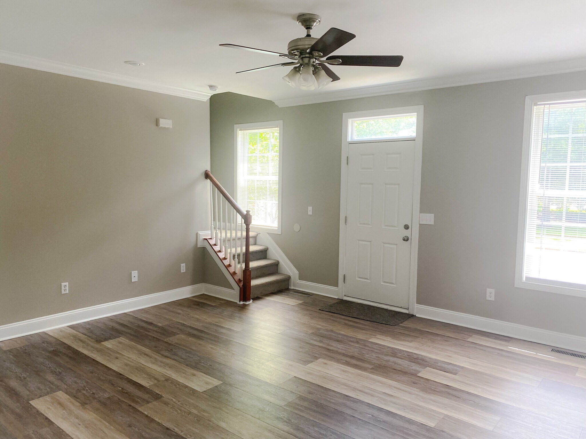 Building Photo - 1137 Unity Dr