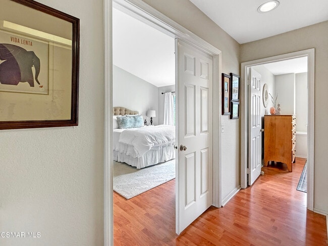 Building Photo - 264 Ridgeton Ln