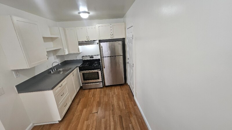 Building Photo - 915 S Ardmore Ave