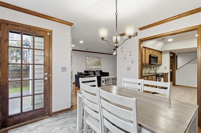 Building Photo - 2970 Woodruff Dr SE