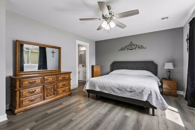 Building Photo - 3 Bedroom 2 Bath Luxury Home in Montgomery