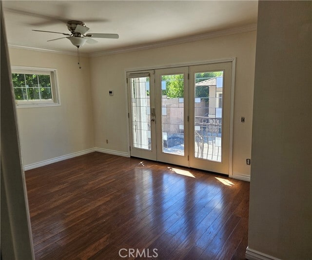 Building Photo - 402 E Cypress Ave