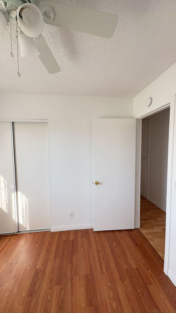 Building Photo - 3 BEDROOM APPLE VALLEY HOME