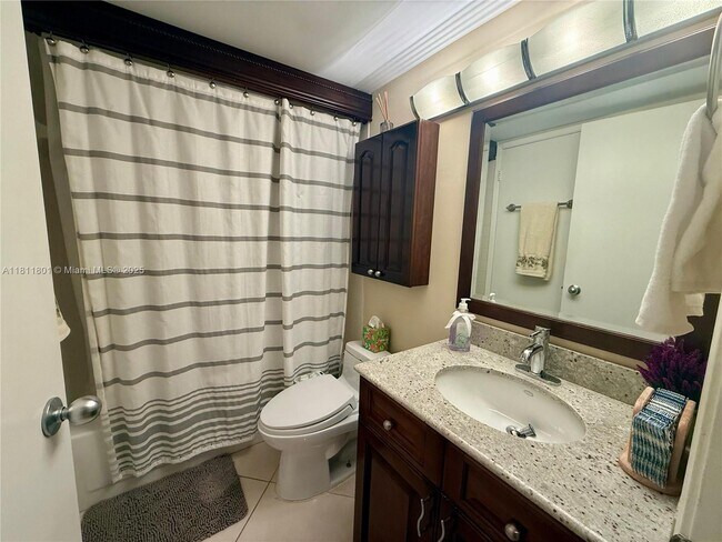 Building Photo - 770 Claughton Island Dr