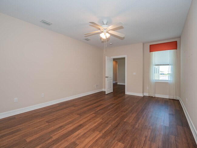 Building Photo - 1875 Bridgepointe Cir