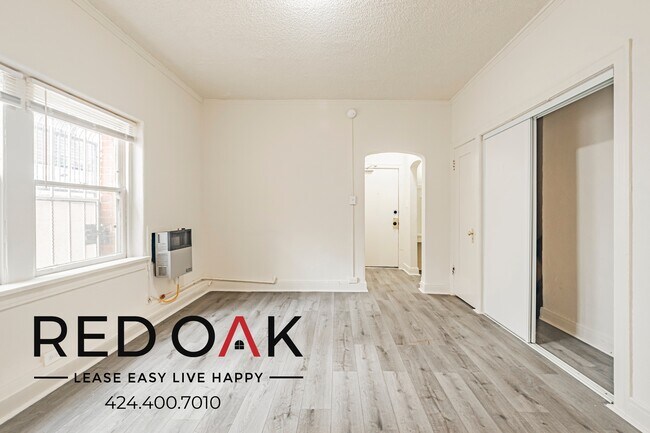 Building Photo - 153 N New Hampshire Ave