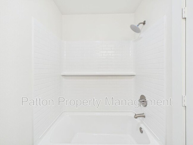 Building Photo - 2801 Ranch House Rd