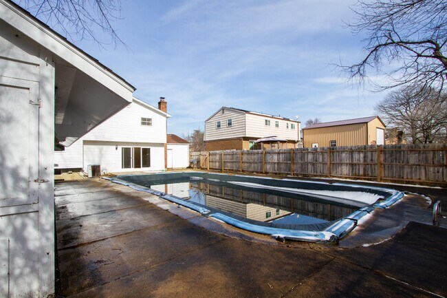 Building Photo - 13308 Fort Washington Rd