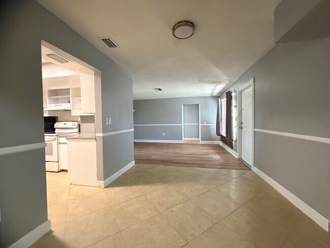 Building Photo - 8381 NW 28th Pl