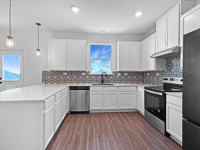 Building Photo - Comfy Converse Home—Stylish Upgrades, Great Layout