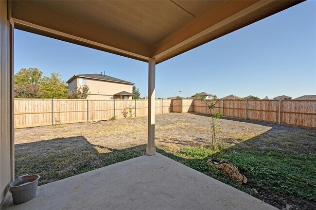 Building Photo - 267 Waterloo Dr