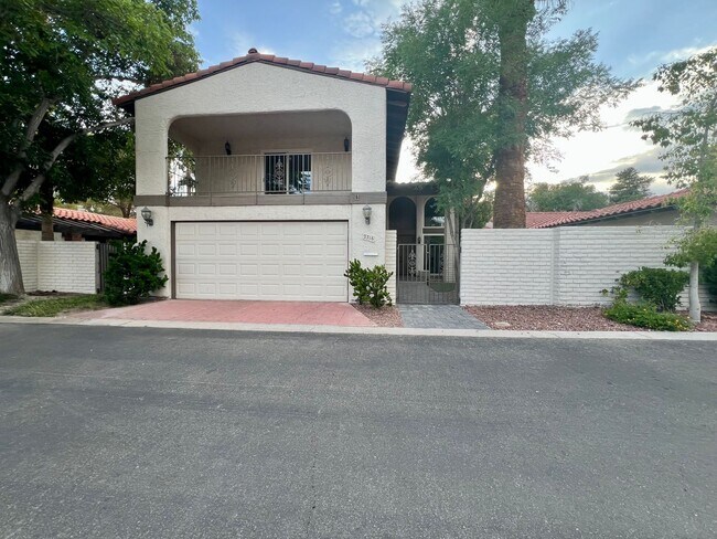 Primary Photo - Hidden gem in the heart of Las Vegas