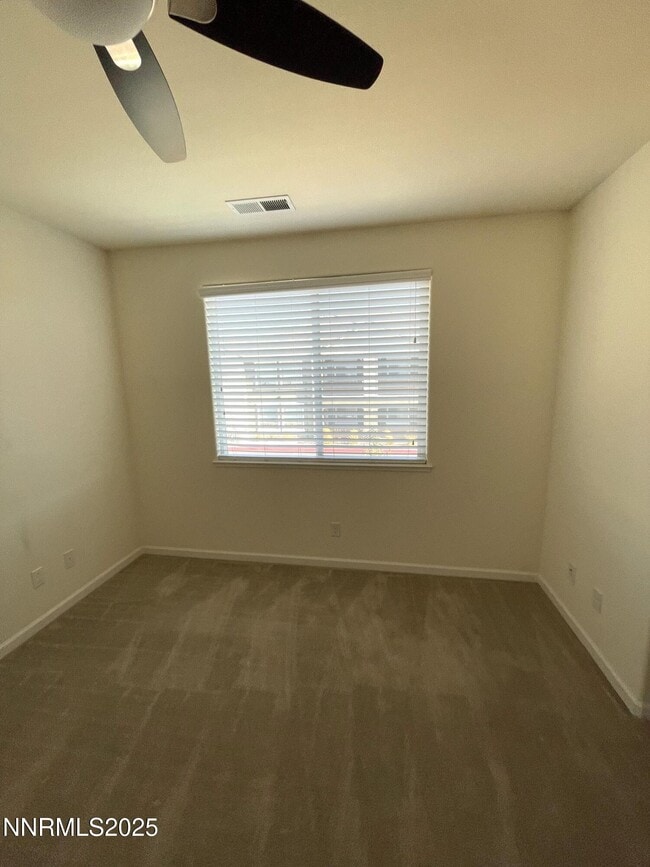 Building Photo - 7115 Diversey Dr