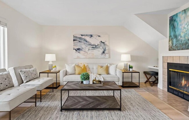 Building Photo - 1 bedroom plus loft features a functional floorplan with high ceilings