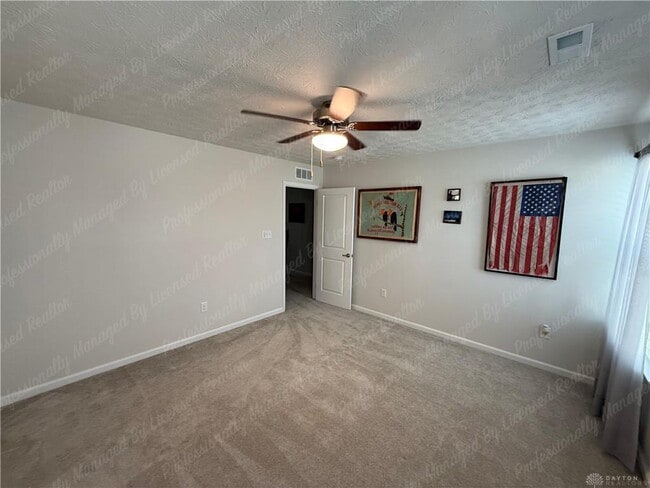 Building Photo - 2418 David Grey Cir