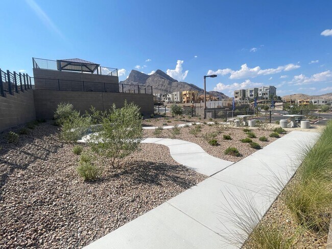 Building Photo - 11527 Hawking Ave