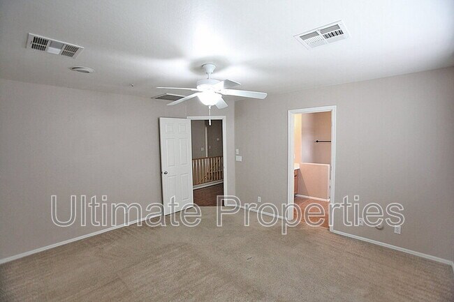 Building Photo - 8856 W Aster Dr