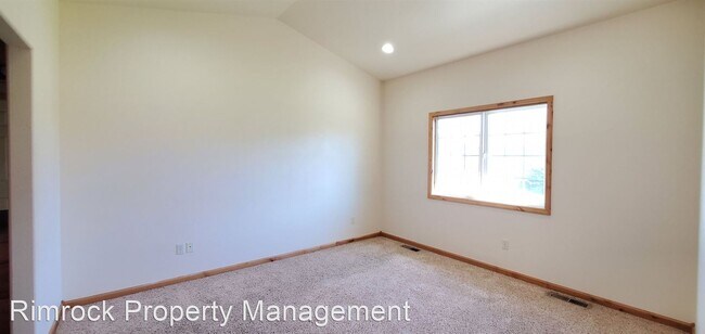 Building Photo - 3 br, 2 bath House - 5820 Kit Ln. S.