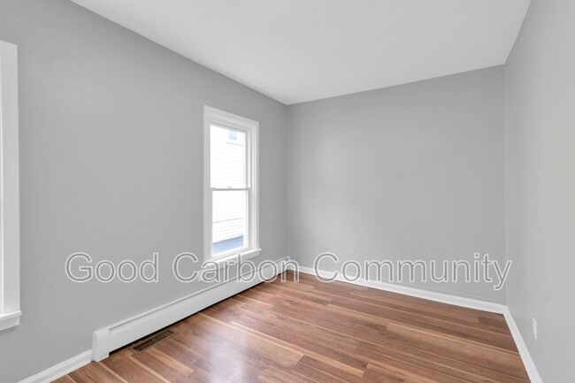 Building Photo - 343 Bryant St