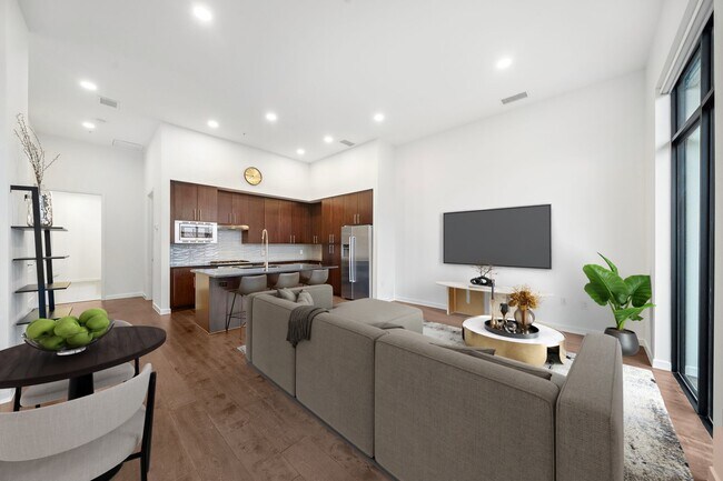 Building Photo - 4820 Caroline St