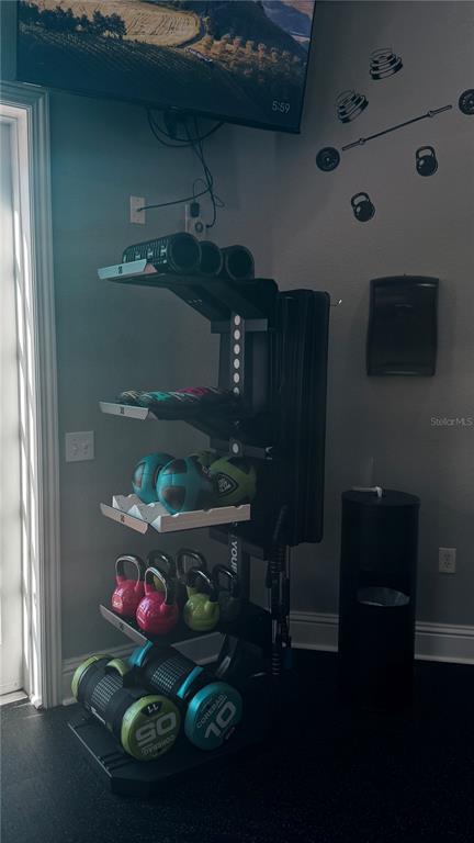 Building Photo - 6137 Metrowest Blvd