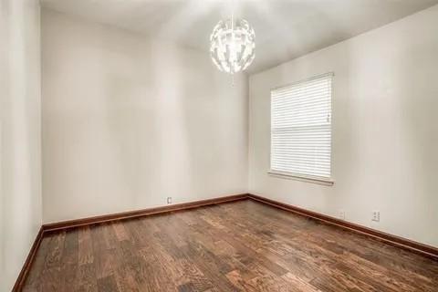 Building Photo - 4116 Pinewood Dr